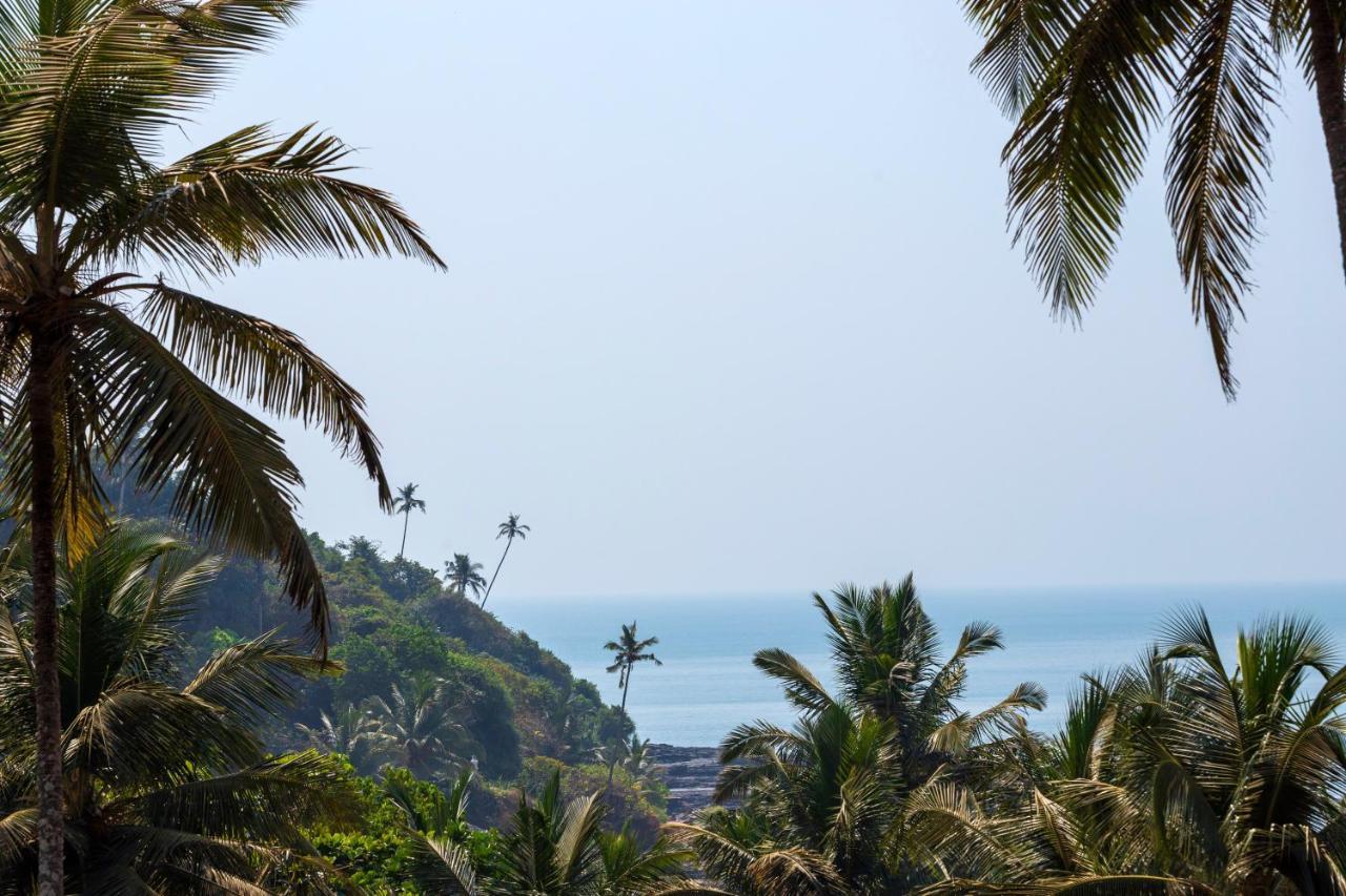 Stone Wood Beach Resort, 瓦加托 外观 照片