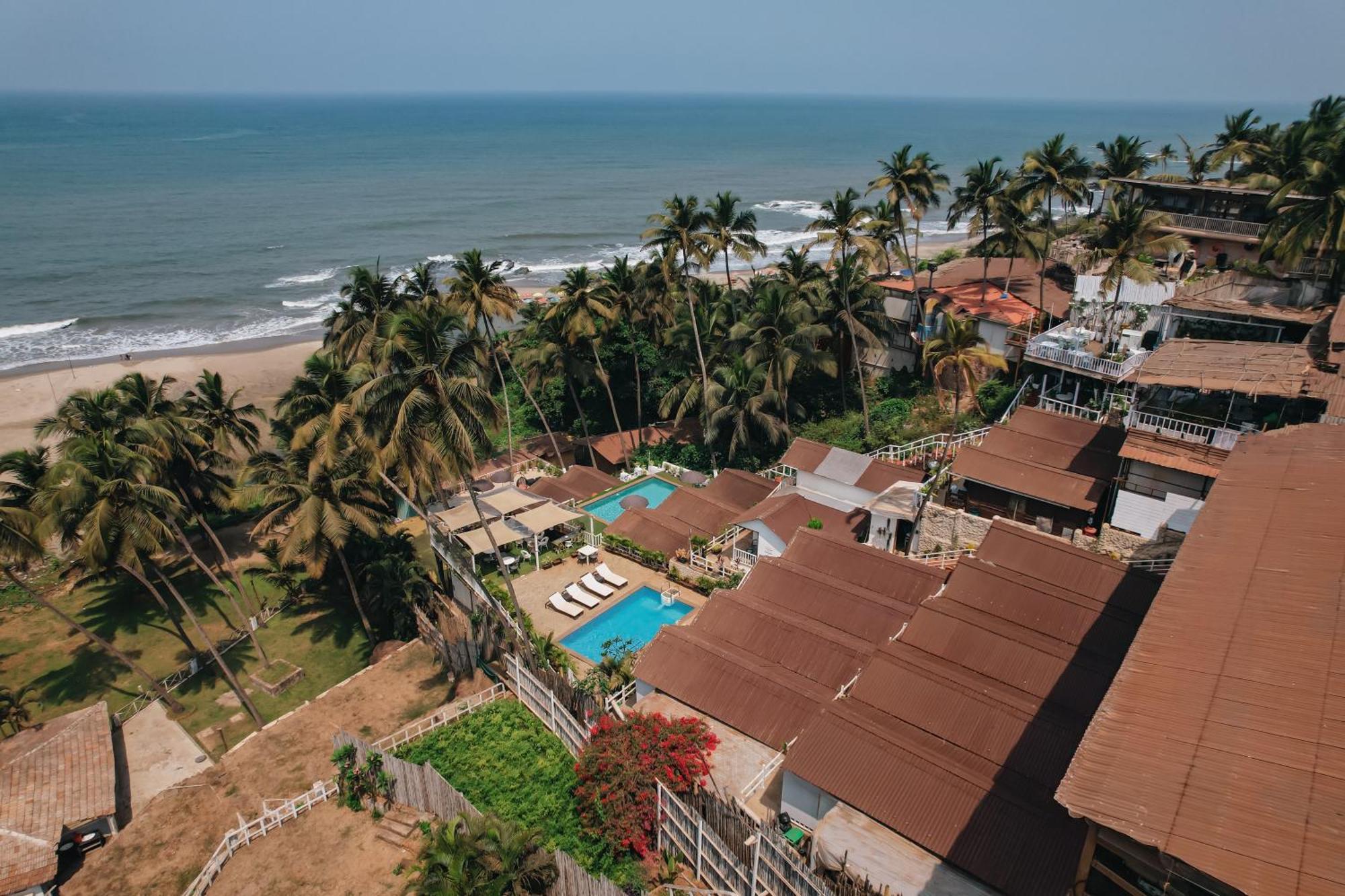 Stone Wood Beach Resort, 瓦加托 外观 照片
